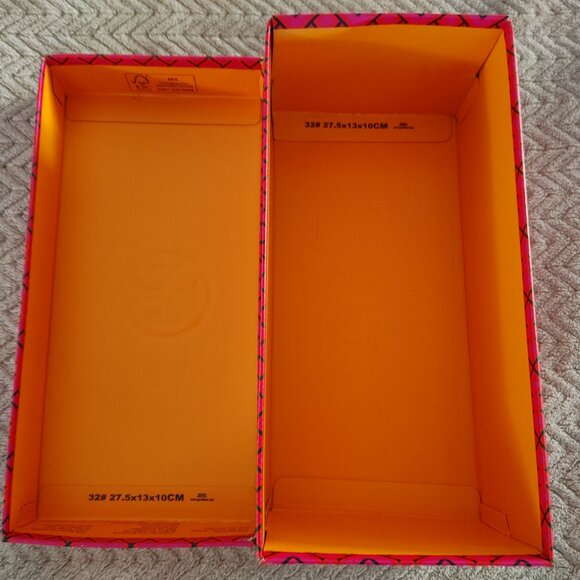Tory Burch shoe box (box only) - Picture 3 of 8